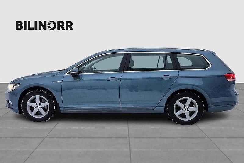 Begagnad VW Passat 150 HK (110 kW) 2016 Blå Kombi