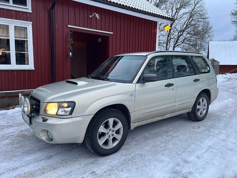 Begagnad Subaru Forester 177 HK (130 kW) 2005 SUV