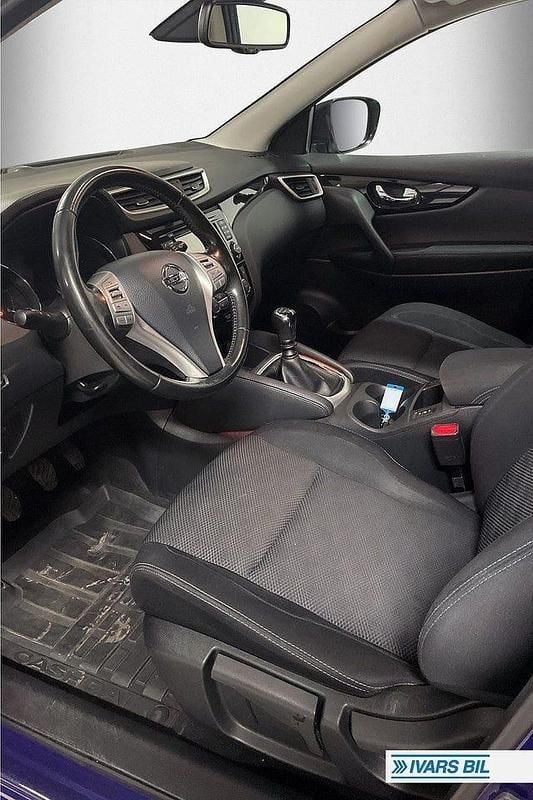 Begagnad Nissan Qashqai Acenta Connect 110 HK (80 kW) 2015 Blå SUV