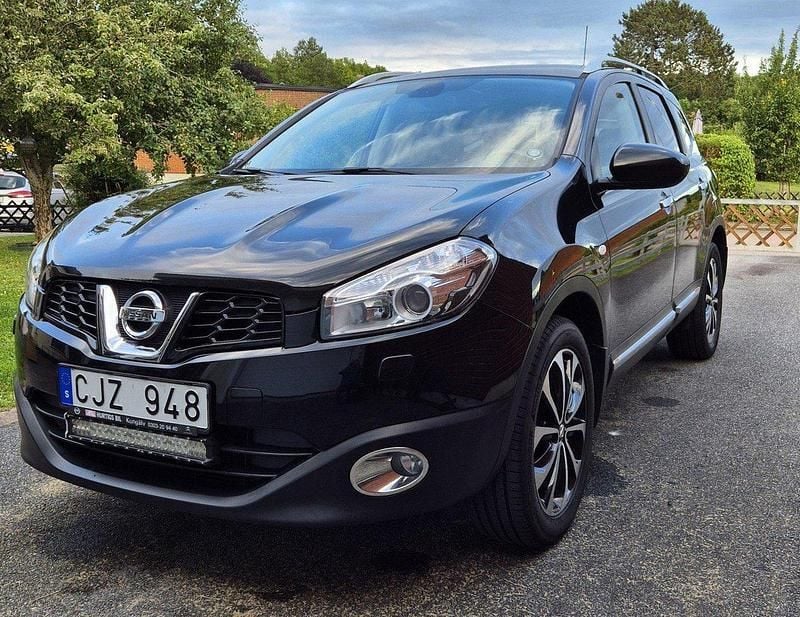 Svart Begagnad 2012 Nissan Qashqai +2 SUV | 55 000 kr (Superpris) - Bild 1/4