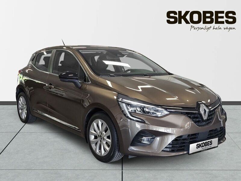 Begagnad 2020 Renault Clio V Intens Halvkombi | 129 100 kr (Marknadspris) - Bild 1/4