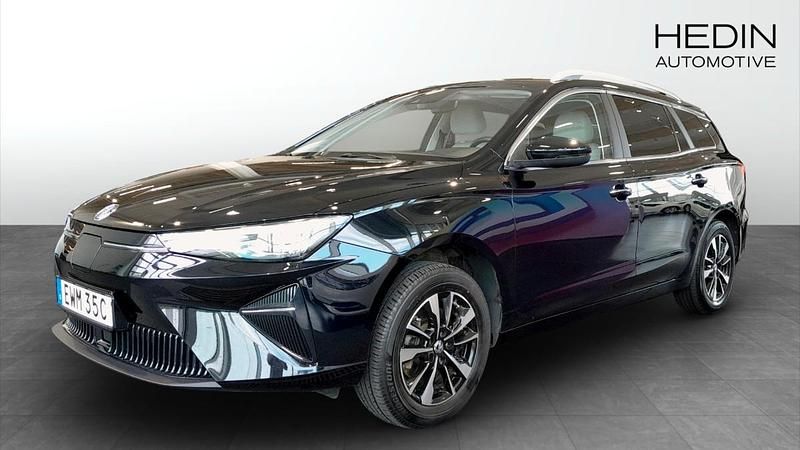 Svart (black) Begagnad 2022 MG MG5 EV Comfort Kombi | 229 900 kr - Bild 1/4