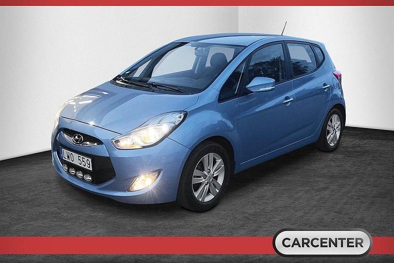 Ljusblå Begagnad 2011 Hyundai ix20 Halvkombi | 97 500 kr (Marknadspris) - Bild 1/4