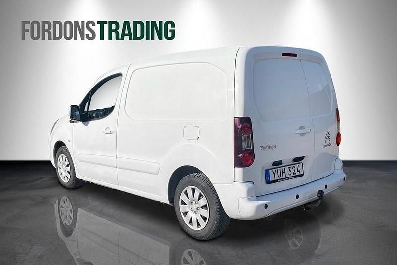 Begagnad Citroën Berlingo 99 HK (72 kW) 2017 Vit Minibuss
