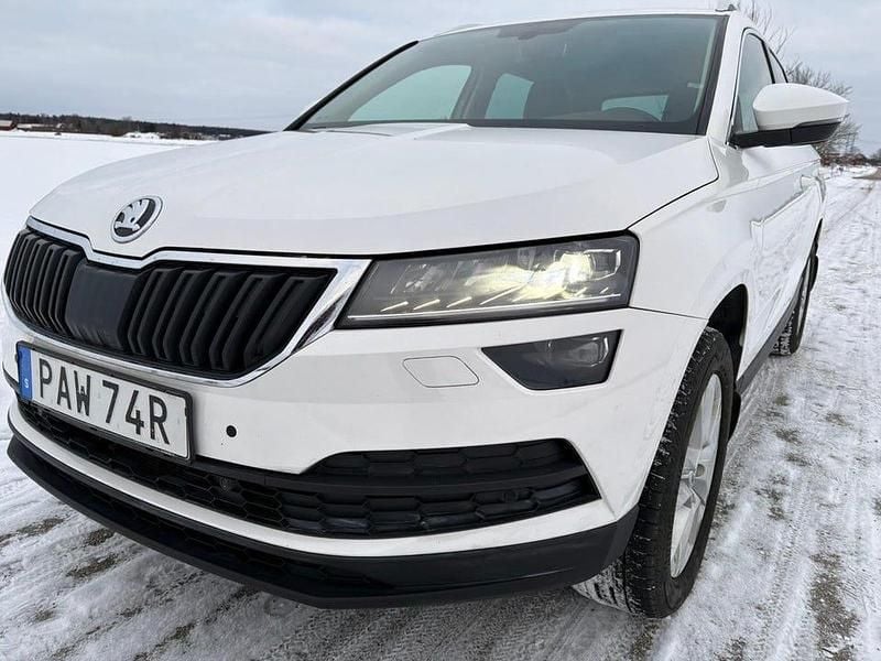 Begagnad Skoda Karoq Business Line 150 HK (110 kW) 2018 Vit SUV