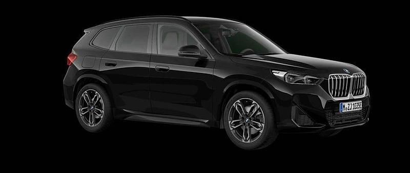 Black sapphire metallic Begagnad 2000 BMW X1 Comfort Edition SUV | 646 700 kr - Bild 1/3