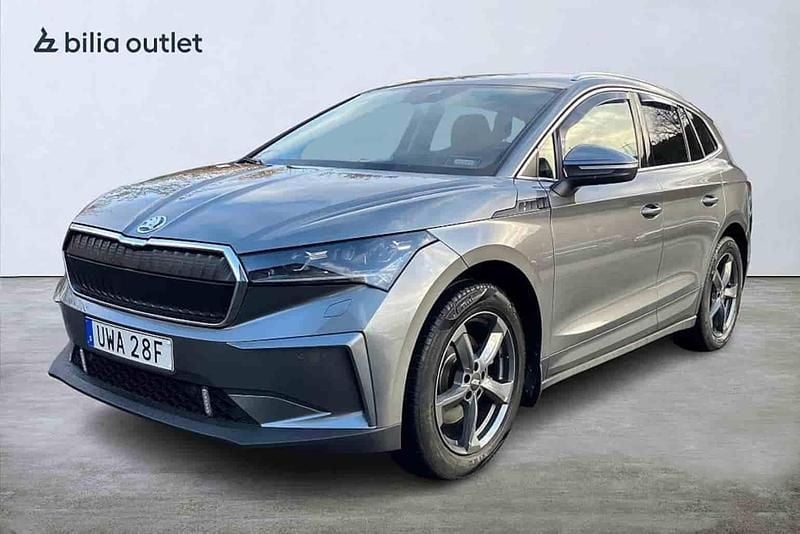 Grå Begagnad 2023 Skoda Enyaq iV SUV | 369 900 kr (Marknadspris) - Bild 1/1