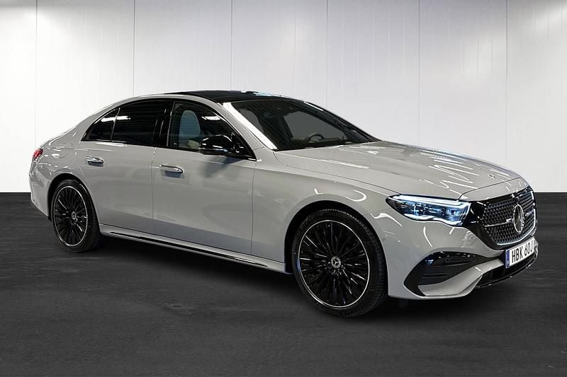 Begagnad Mercedes E300 AMG line 2025 Grå Sedan
