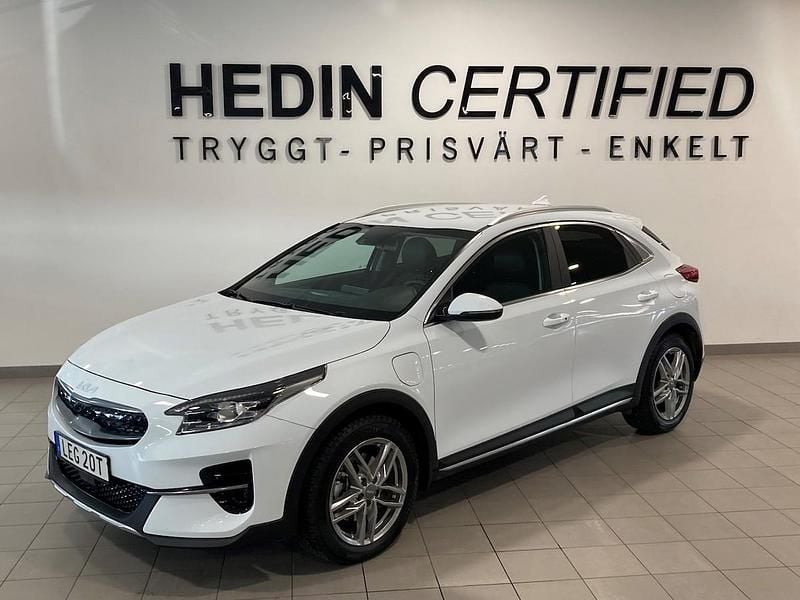 Vit (white) Begagnad 2022 Kia XCeed Advance SUV | 259 900 kr (Marknadspris) - Bild 1/4