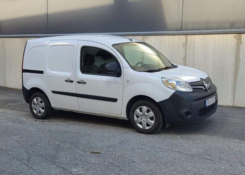 Vit Begagnad 2020 Renault Kangoo Minibuss | 104 900 kr (Marknadspris) - Bild 1/4