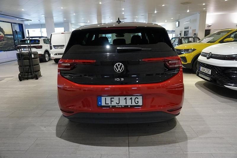 Begagnad VW ID.3 Pro Performance 150 kW (204 HK) 2023 P8a1zr  kings red metall Halvkombi