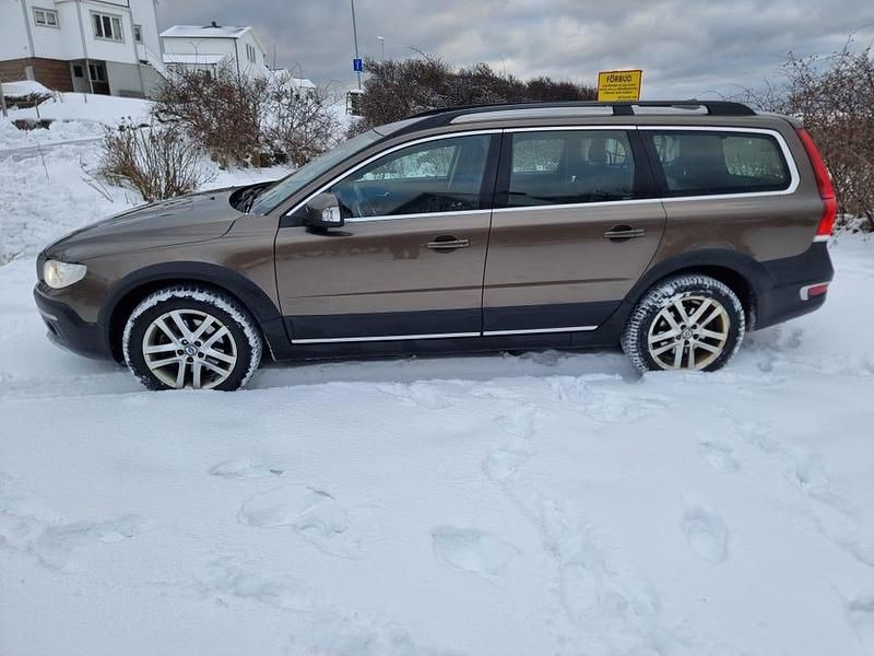 Twilight bronze met 700 Begagnad 2016 Volvo XC70 Standard Kombi | 140 000 kr (Marknadspris) - Bild 1/4