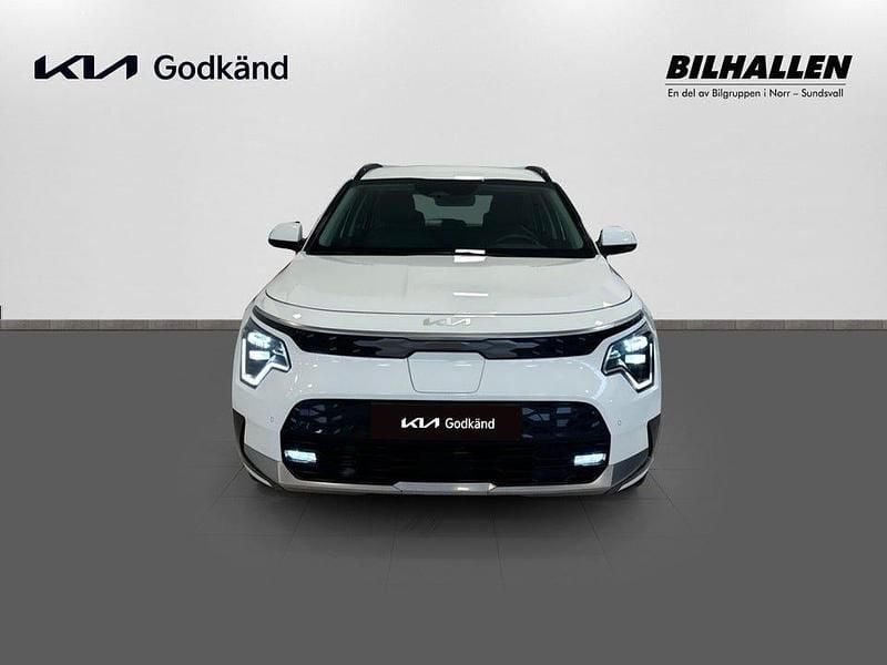 Begagnad Kia e-Niro 150 kW (204 HK) 2022 Vit SUV