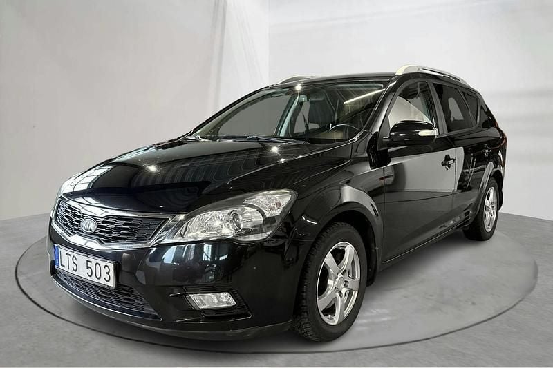 Svart Begagnad 2010 Kia Ceed Sportswagon Kombi | 53 500 kr (Superpris) - Bild 1/4