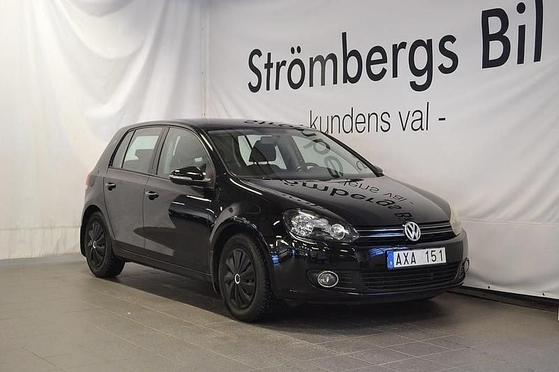 Begagnad VW Golf VI 102 HK (75 kW) 2009 Svart Halvkombi