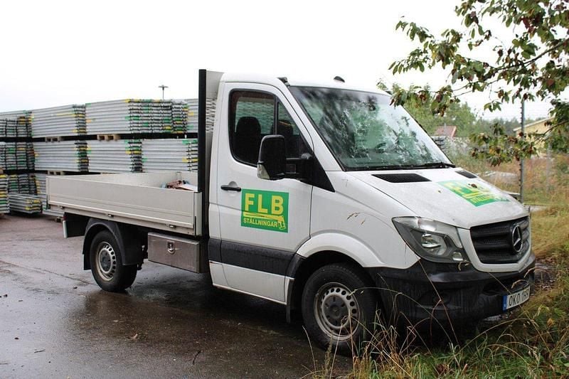 Vit Begagnad 2017 Mercedes Sprinter Van | 28 000 kr - Bild 1/4