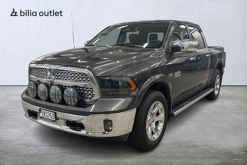 Mörkgrå (grå) Begagnad 2018 Dodge Ram Pickup | 389 900 kr (Marknadspris) - Bild 1/3