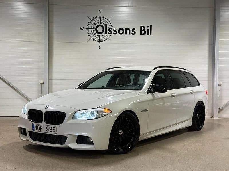 Begagnad BMW 520 M Sport 184 HK (135 kW) 2012 Vit Kombi