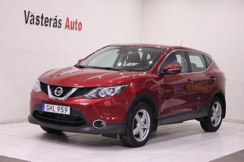 Röd Begagnad 2014 Nissan Qashqai SUV | 139 900 kr (Marknadspris) - Bild 1/4