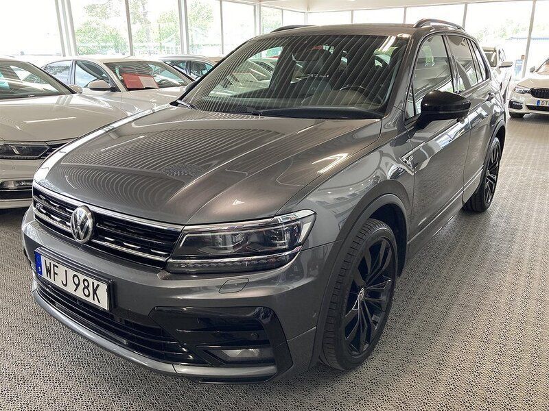Grå (grå metallic) Begagnad 2019 VW Tiguan GTS SUV | 309 900 kr (Dyr) - Bild 1/4