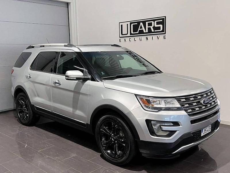 Silvermet Begagnad 2015 Ford Explorer Limited SUV | 219 900 kr - Bild 1/4