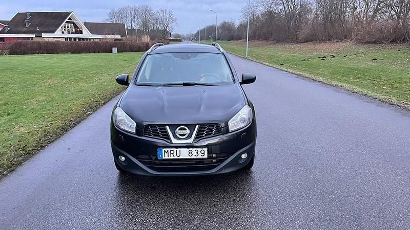 Begagnad Nissan Qashqai +2 150 HK (110 kW) 2011 SUV