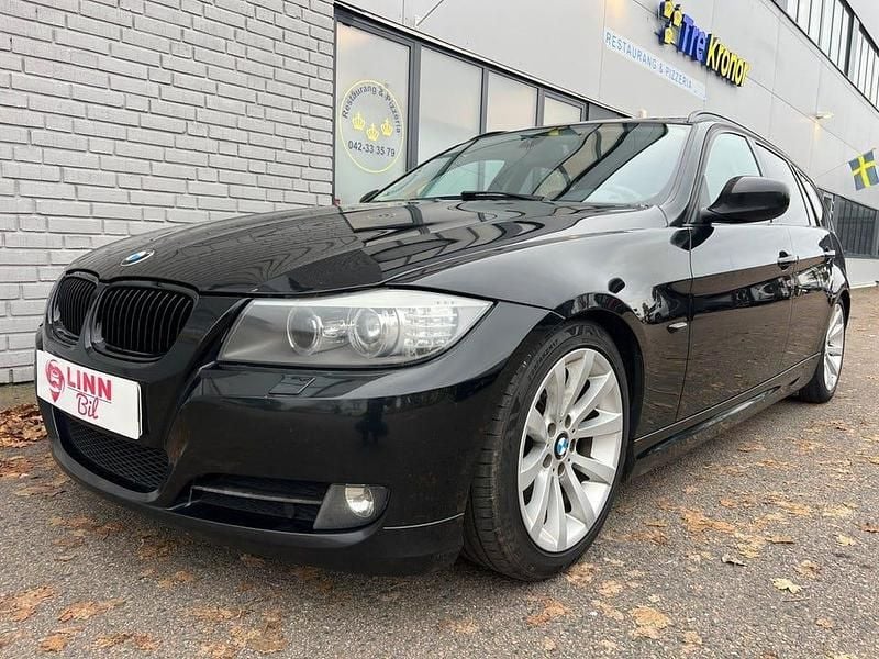 Begagnad 2011 BMW 318 M Sport Kombi | 67 999 kr (Marknadspris) - Bild 1/4