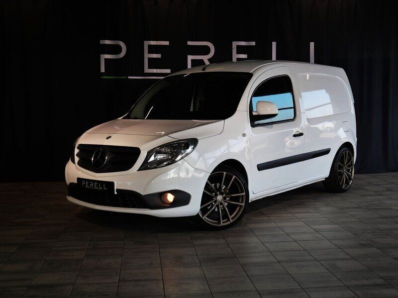 Vit (arktikvit) Begagnad 2016 Mercedes Citan 109 Van | 89 000 kr (Dyr) - Bild 1/4