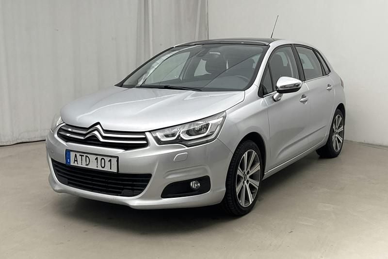 Silver Begagnad 2015 Citroën C4 PureTech | 59 900 kr (Superpris) - Bild 1/4