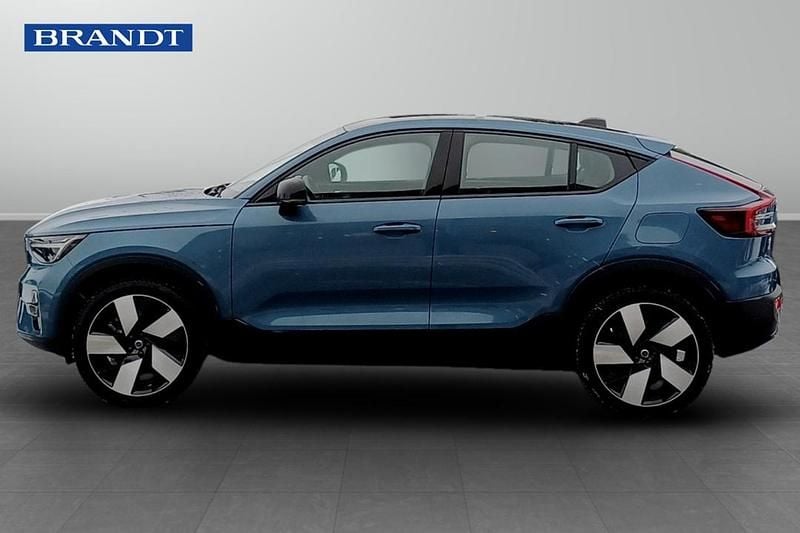 Begagnad Volvo C40 Single Motor 169 kW (231 HK) 2023 Blå SUV