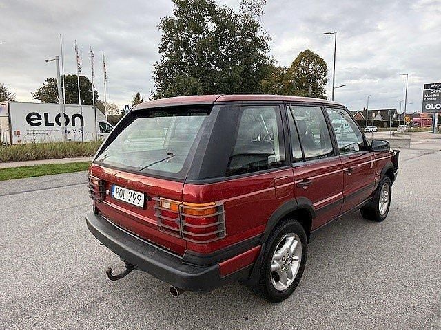Begagnad Land Rover Range Rover 226 HK (166 kW) 1996 Röd metallic SUV