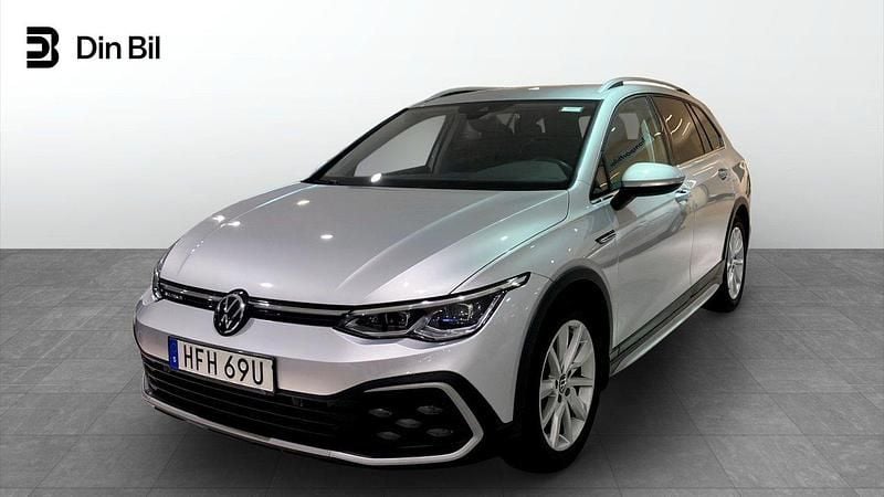 Silver Begagnad 2021 VW Golf Alltrack Kombi | 329 900 kr (Lite dyr) - Bild 1/4