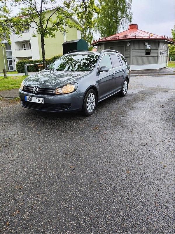 Begagnad 2012 VW Golf VII Kombi | 110 000 kr - Bild 1/4