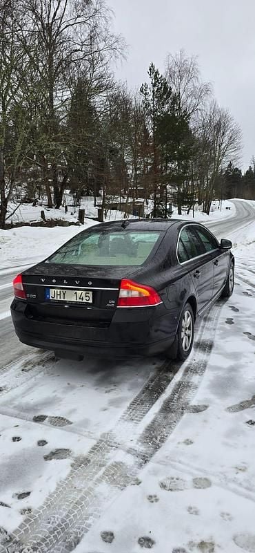 Begagnad Volvo S80 Summum 185 HK (136 kW) 2008 Svart metallic Sedan