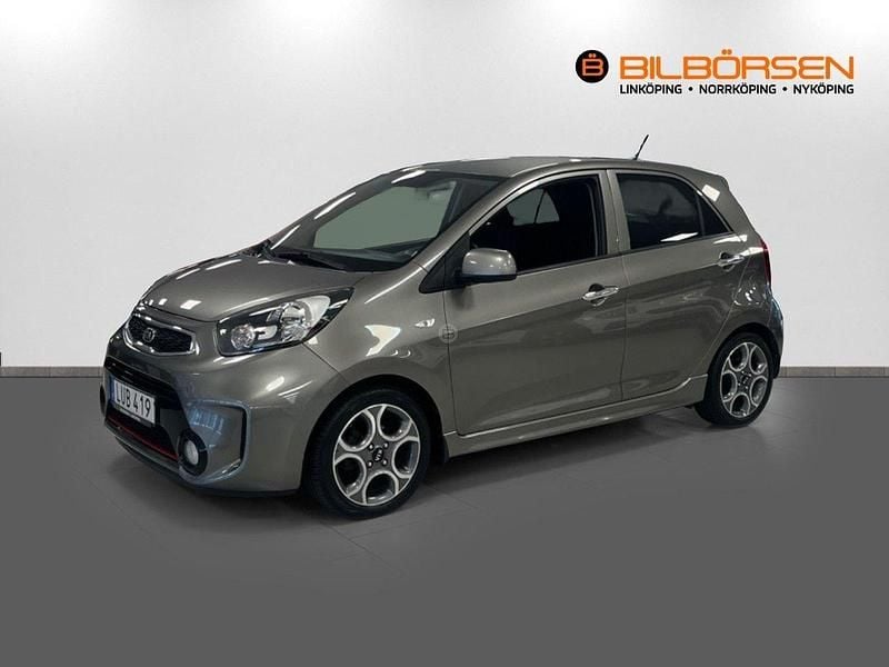 Grå Begagnad 2015 Kia Picanto Halvkombi | 89 900 kr (Lite dyr) - Bild 1/4