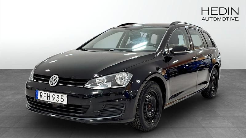 Begagnad VW Golf VII 110 HK (80 kW) 2017 Svart Kombi