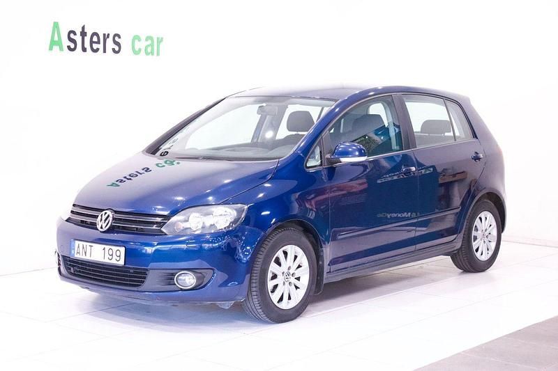 Mörkblå Begagnad 2011 VW Golf Plus Cross Minibuss | 74 900 kr (Marknadspris) - Bild 1/4