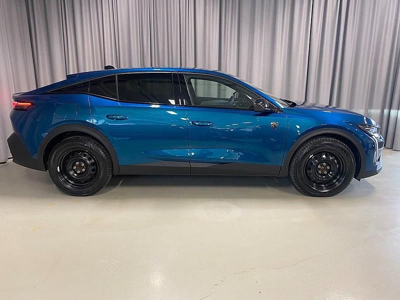 Begagnad Peugeot 408 GT GT 131 HK (96 kW) 2024 Blå Halvkombi