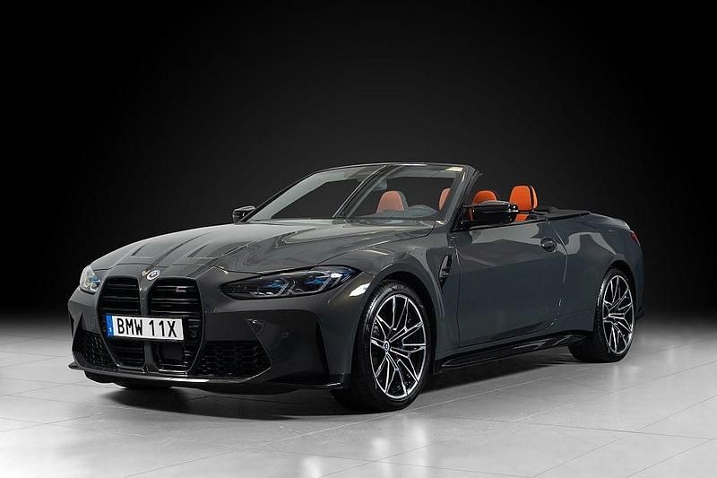 Grå Begagnad 2023 BMW M4 Cabriolet Competition Edition Cab | 999 000 kr (Lite dyr) - Bild 1/4