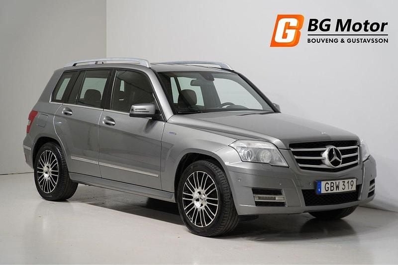 Silver Begagnad 2012 Mercedes GLK220 SUV | 119 900 kr (Marknadspris) - Bild 1/4