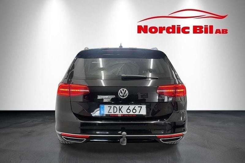 Begagnad VW Passat GT 190 HK (139 kW) 2018 Svart Kombi