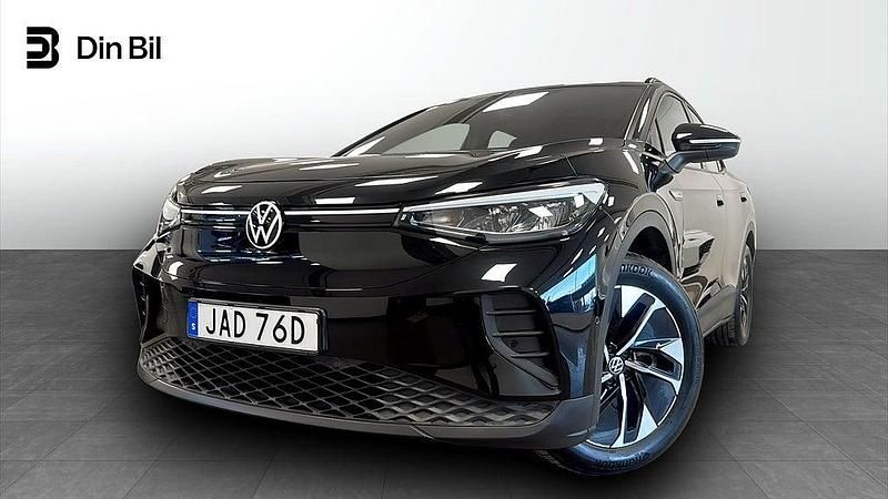 Svart (grenadilla black metallic) Begagnad 2022 VW ID.4 SUV | 399 900 kr (Dyr) - Bild 1/4