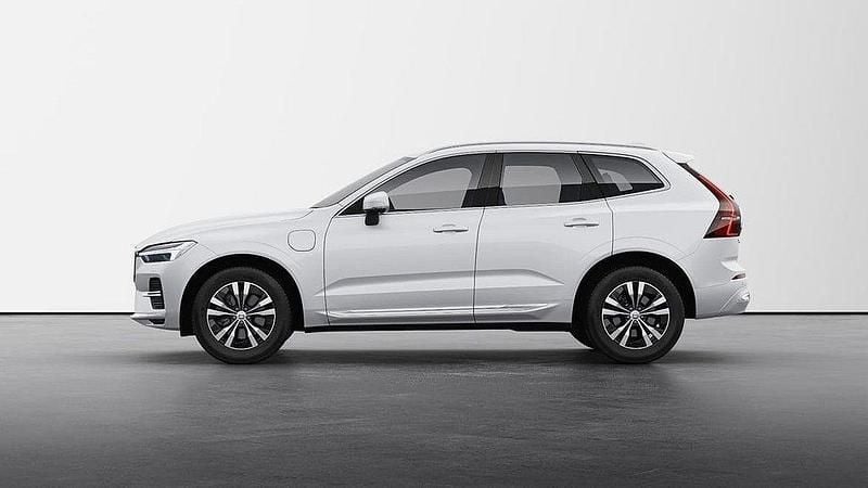 Vit Ny 2024 Volvo XC60 Core SUV | 572 100 kr (Marknadspris) - Bild 1/4