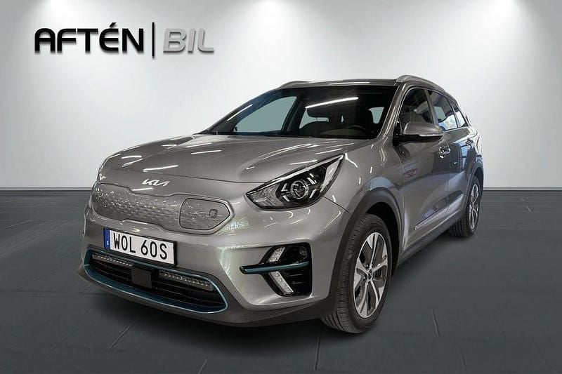 Grå Begagnad 2022 Kia e-Niro Advance SUV | 239 800 kr (Superpris) - Bild 1/3