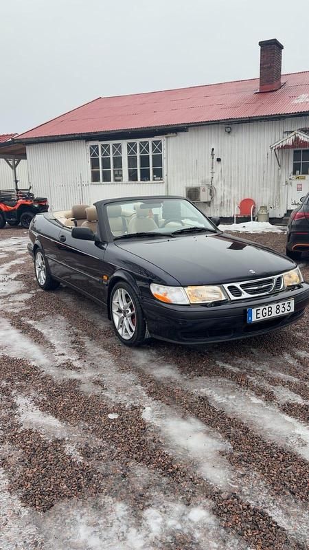 Begagnad 1999 Saab 9-3 Cab | 49 500 kr - Bild 1/4