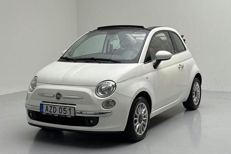 Vit Begagnad 2014 Fiat 500 Lounge | 69 800 kr - Bild 1/4