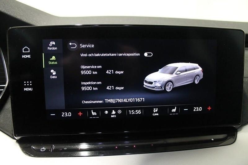 Begagnad Skoda Octavia 150 HK (110 kW) 2020 Titan blue metallic Kombi