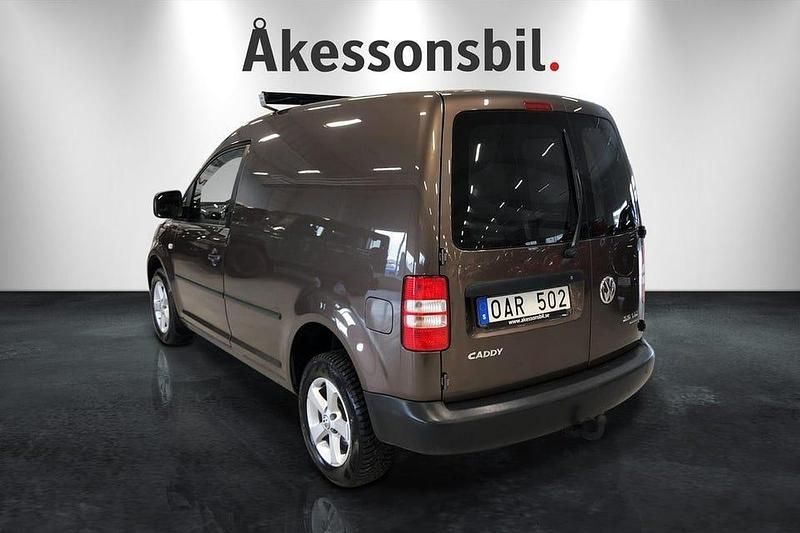 Begagnad VW Caddy 110 HK (80 kW) 2014 Lbrun Minibuss