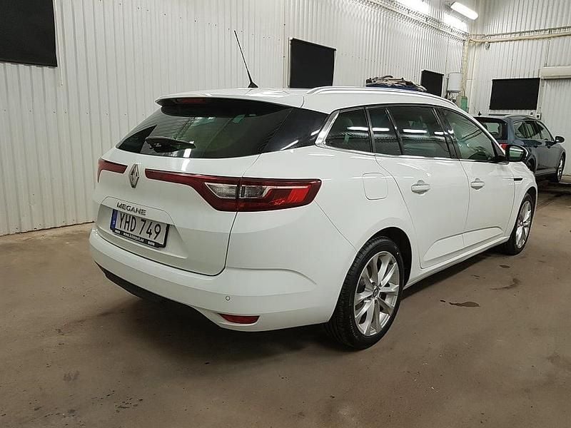 Begagnad Renault Mégane GrandTour 132 HK (97 kW) 2016 Vit Kombi