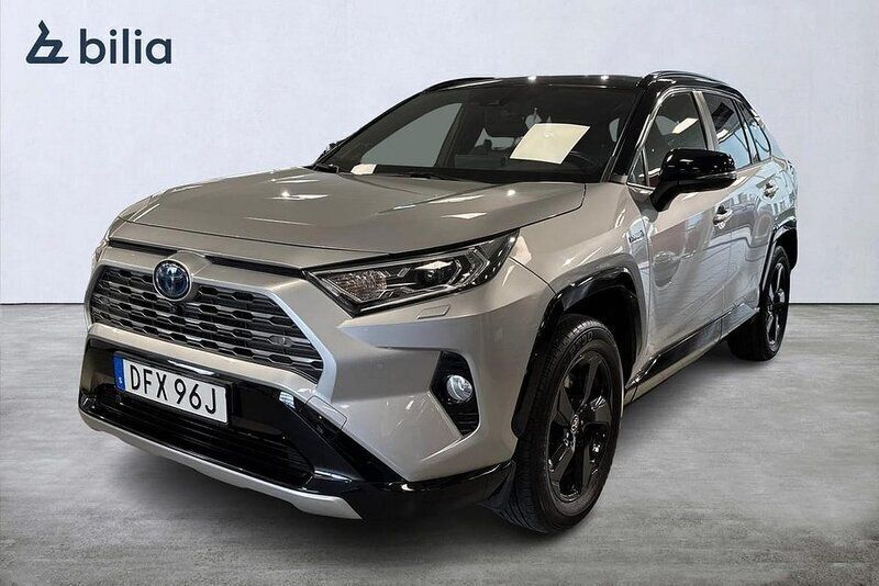 Grå Begagnad 2020 Toyota RAV4 Hybrid Style SUV | 369 900 kr (Lite dyr) - Bild 1/3